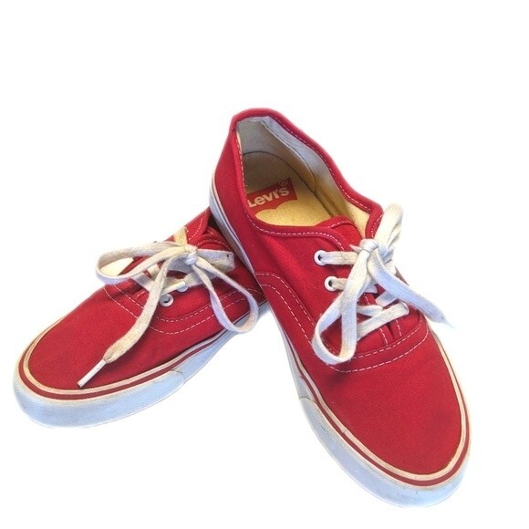 Levi's red sneakers with official Levi Strauss & Co. patches - size 4 - Picture 1 of 10